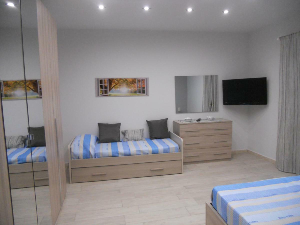 Casa Vacanze  ATHENA Syracuse Esterno foto