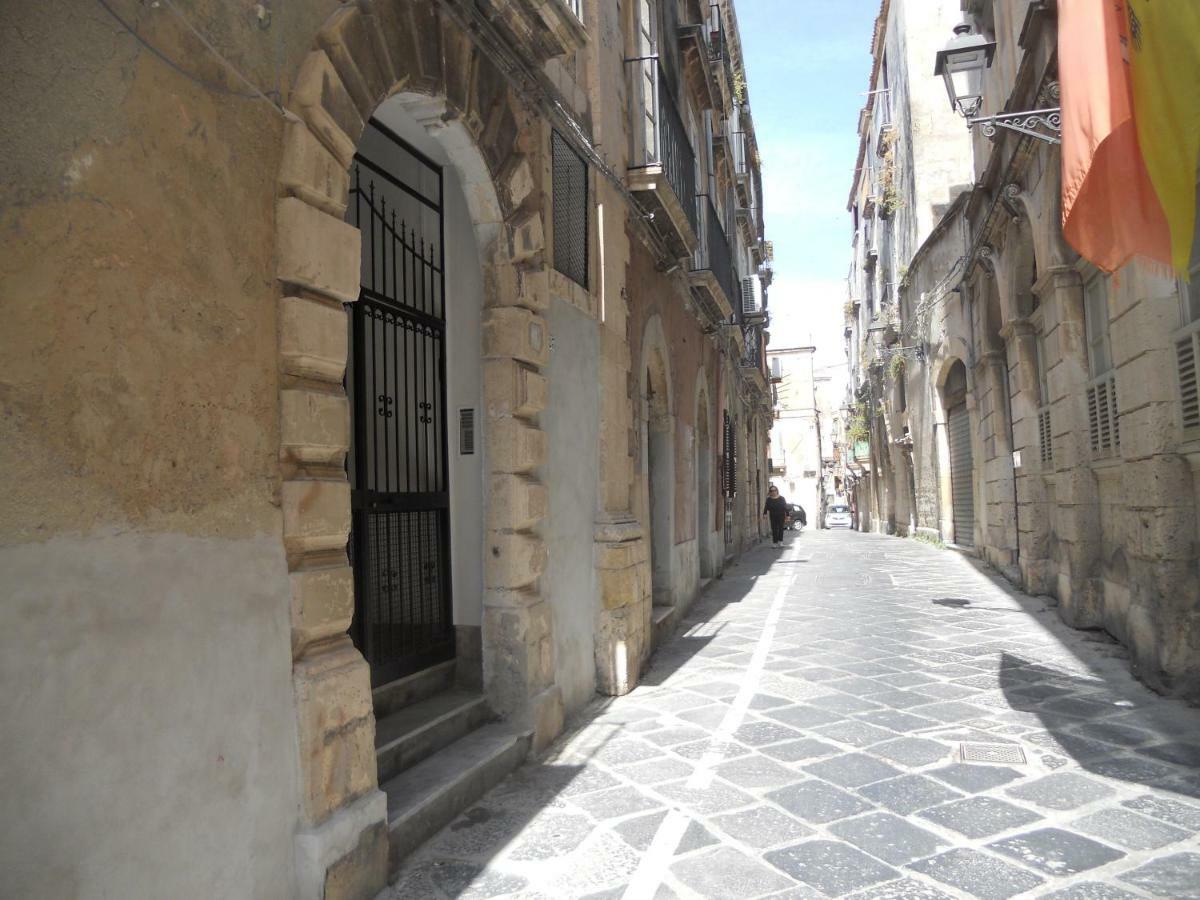 Casa Vacanze  ATHENA Syracuse Esterno foto